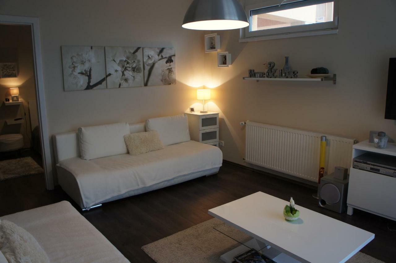 Viktoria Apartmanok Шиофок Экстерьер фото